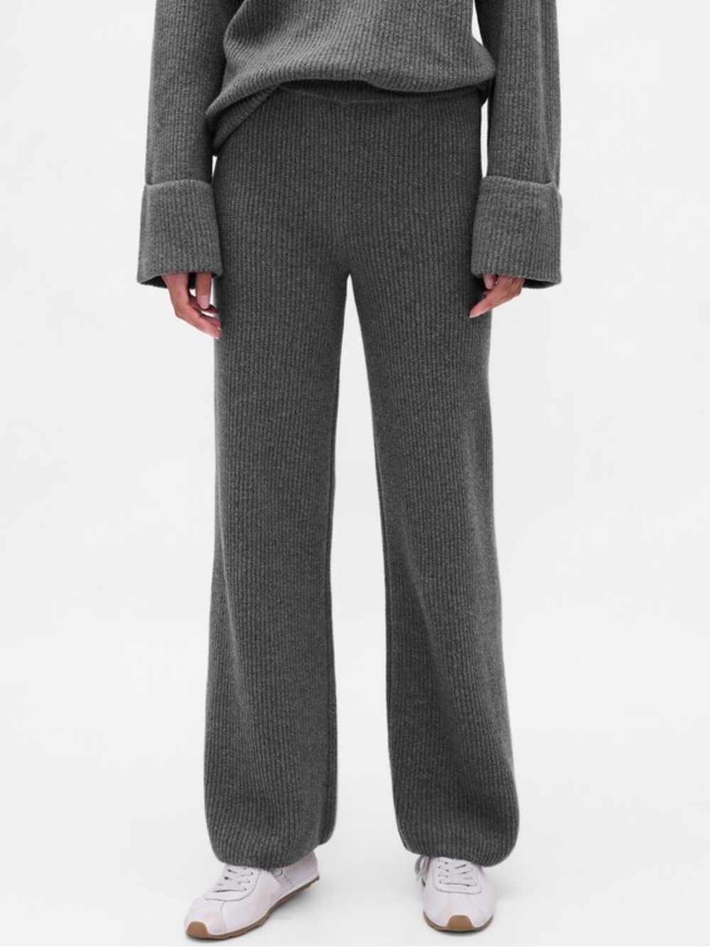 NWT- GAP- XL. CashSoft Stitch Knit Sweater Pant